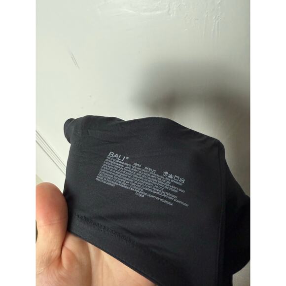 Bali Bra Women's 36 DD Black Passion Underwire Minimizer Bra NWOT - Picture 4 of 7